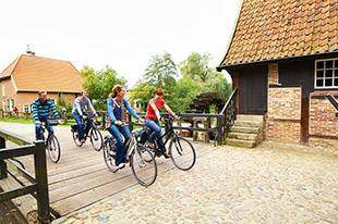 Singlespeed – auf die Fiets, fertig, los Die Aktivwoche für Singles und Alleinreisende Singlespeed – auf die Fiets, fertig, los Die Aktivwoche für Singles und Alleinreisende